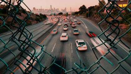 爱游戏 电竞-德甲：汉诺威1-4败给门兴，守门员多次救险依旧难挡败局，汉诺威门将