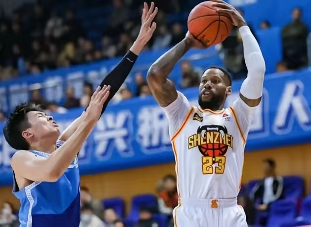 赛季最佳战术调整:哪些球队最善用数据? 赛季最佳战术调整:哪些球队最善用数据?