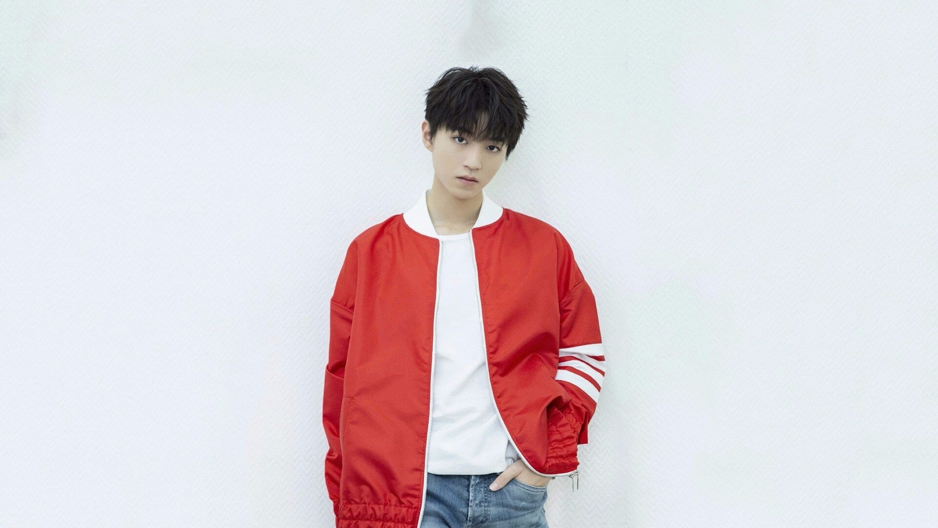 爱游戏娱乐平台-朱婷赛场冷静指挥帮助队伍稳定阵脚，朱婷战术分析