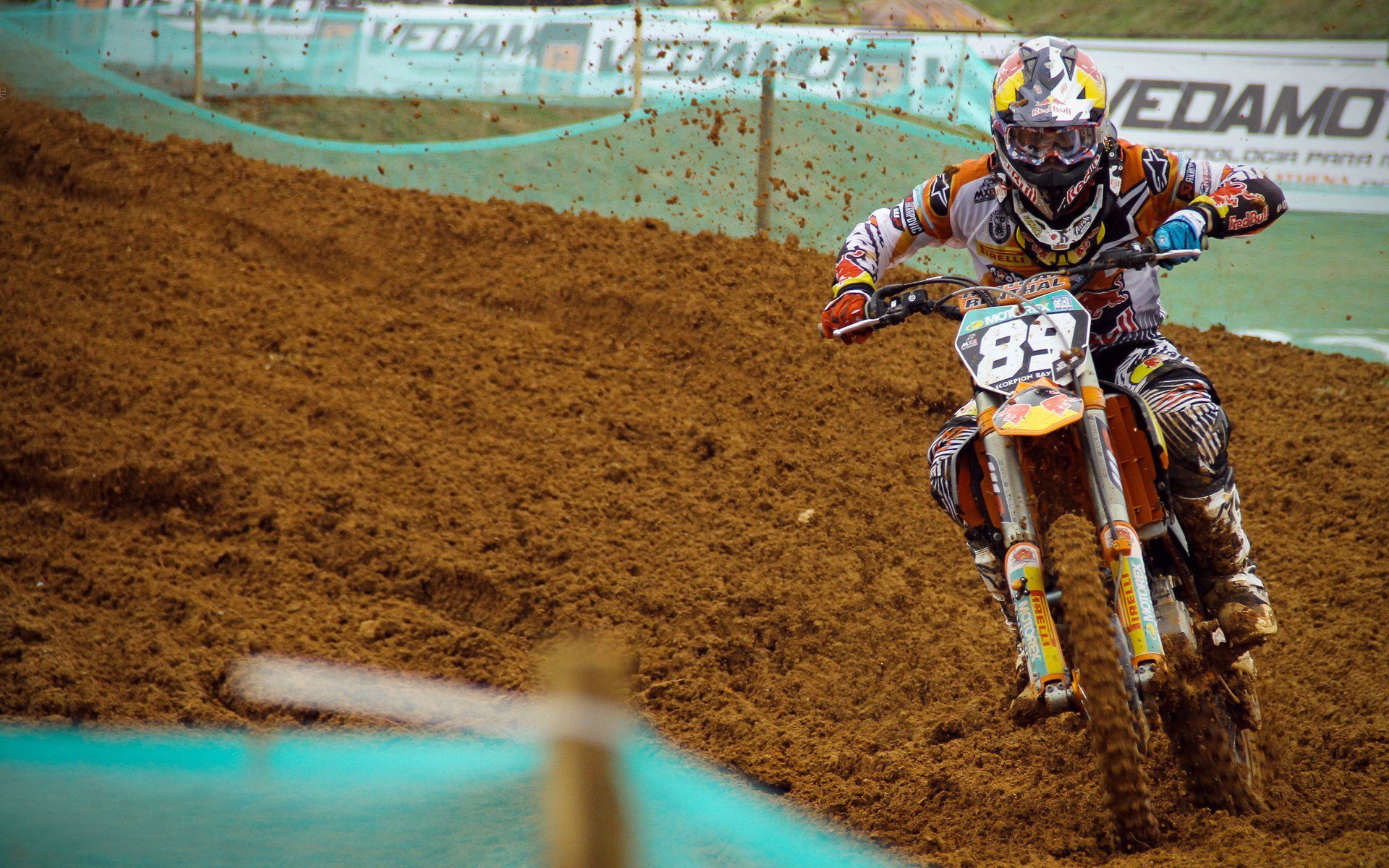 爱游戏官网充值-《电竞公益：比赛带动善款捐赠行动》，电竞赞助策划案